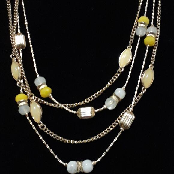 Christopher & Banks Necklace - Picture 5 of 6